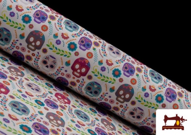 Tela Estampada con Calaveras Mejicanas