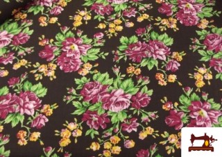 Tela con Estampado Floral Estilo Regional