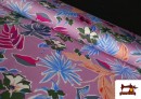 Comprar online Tela de Raso de Algodón Con Lycra Estampado Tropical color Lila