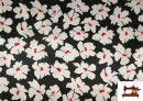 Venta de Tela Crep Saten Estampada Flores Detalles Rojos