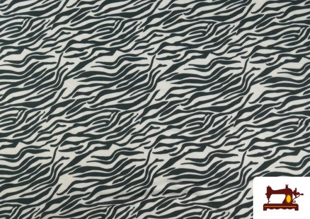 Tela de Punto de Seda con Licra  Estampado Animal Cebra color Blanco