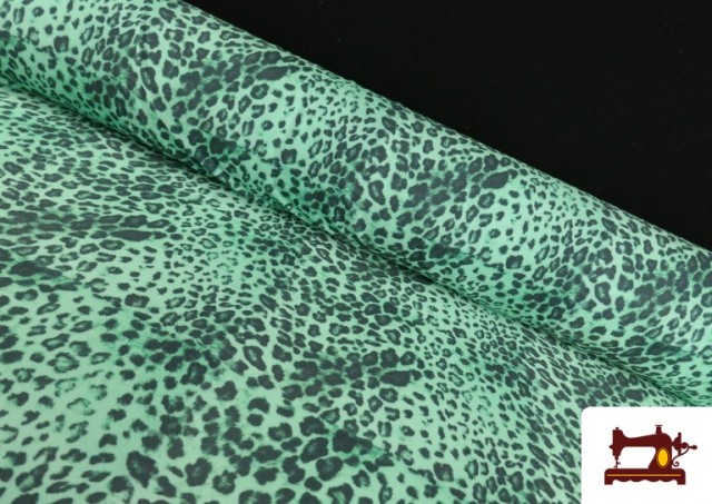 Tela de Punto de Seda Estampado Animal Multicolor color Verde mint