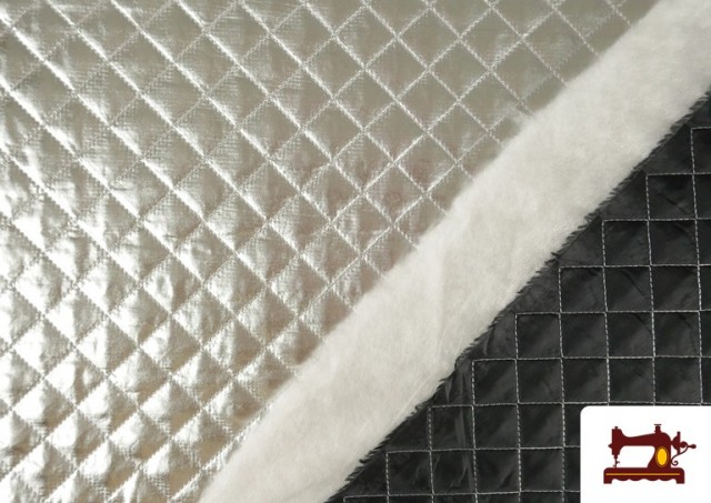 Comprar online Tela con Relieve Metalizada Acolchada color Plata