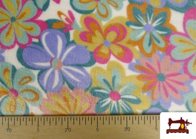 Comprar online Tela de Coralina Polar Suave Al Tacto Estampado Floral