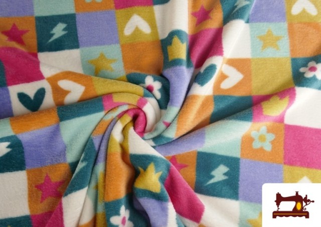 Comprar online Tela de Coralina Polar Suave Al Tacto Estampado Cuadros, Corazones y Flores