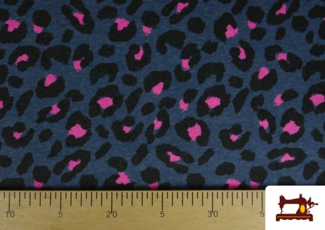 Comprar online Tela de Sudadera Perchada Estampado Leopardo Fucsia y Azul