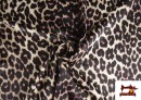 Comprar online Tela Crep Satén Estampado Leopardo Tono Morado