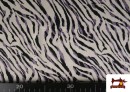 Comprar online Tela de Viscosa Estampado Cebra Negro y Lila