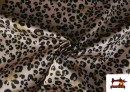 Comprar online Tela Crep Satén Estampado Leopardo Crudo