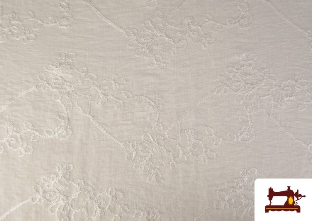 Comprar Tela de Viscosa Bordada Blanca Floral